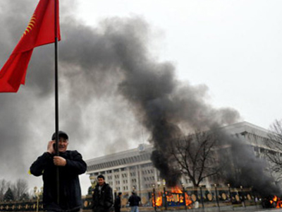 Κιργιστάν: Εξέγερση των οπαδών του έκπτωτου προέδρου