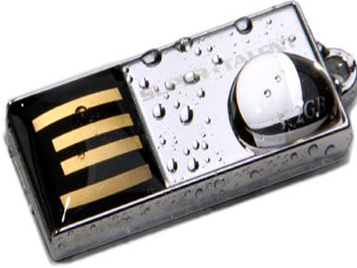 Η οικογένεια των USB memory stick «pico» της Super Talent φτάνει τα 32GB, είναι ταχύτατη και δεν φοβάται το νερό