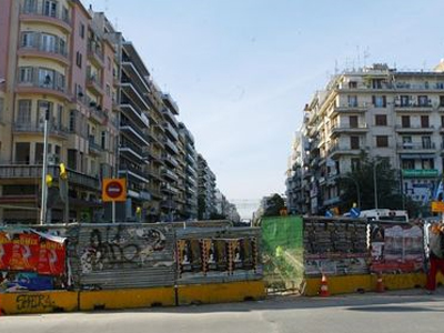 Διαμαρτυρία για τις λαμαρίνες των έργων του Μετρό