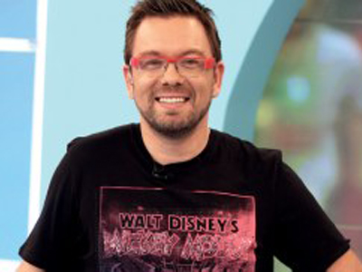 Στο πλευρό της Ελένης Μενεγάκη από Σεπτέμβρη