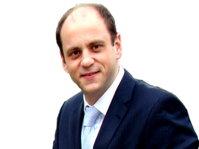 Η δικηγορική αμοιβή, τα σούπερ-μάρκετ και μια κρίσιμη κάλπη