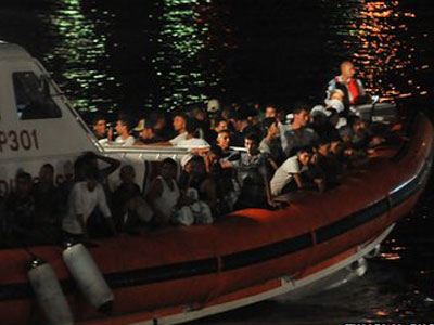 Διασώθηκαν 166 μετανάστες ανοιχτά της Λαμπεντούζα