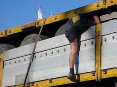 Συλλήψεις παράνομων αλλοδαπών και διακινητών τους