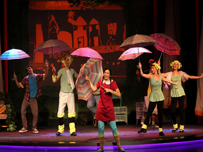 «Λάχανα και Χάχανα» στο θέατρο Κάππα