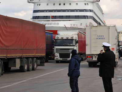 Συλλήψεις στο λιμάνι της Πάτρας