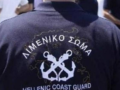 Κεφαλλονιά: Λιμενικοί έπεσαν στη θάλασσα και έσωσαν 33χρονο