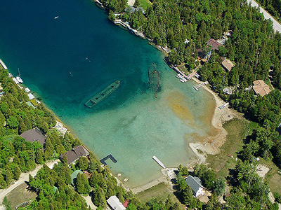 Η λίμνη με τα 22 ναυάγια