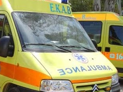 Τη χτύπησαν και τη λήστεψαν