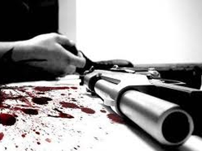 Σοκ: Αυτοκτόνησε μέσα σε νεκροταφείο Σοκ: Αυτοκτόνησε μέσα σε νεκροταφείο