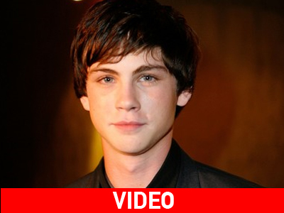 Έβαλε πλώρη για τους χάρτινους ήρωες Έβαλε πλώρη για τους χάρτινους ήρωες