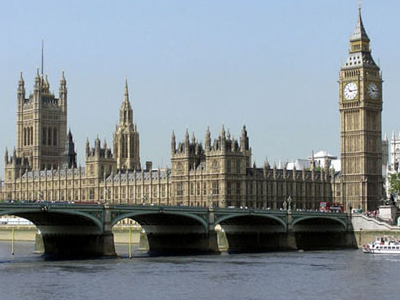 Ευτυχώς υπάρχει και το Παρίσι…