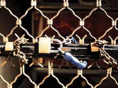 «Θηλιά» τα δημοτικά τέλη