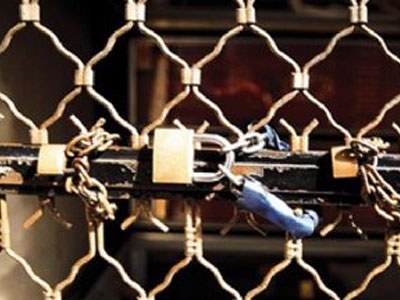 Λουκέτο σε καταστήματα στην παλιά Λευκωσία