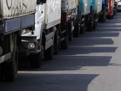Οι ιδιοκτήτες φορτηγών έθεσαν το ζήτημα της τιμής των διοδίων