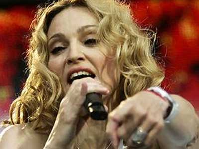 Η Madonna «τρελαίνει» τους γείτονες με τη μουσική της