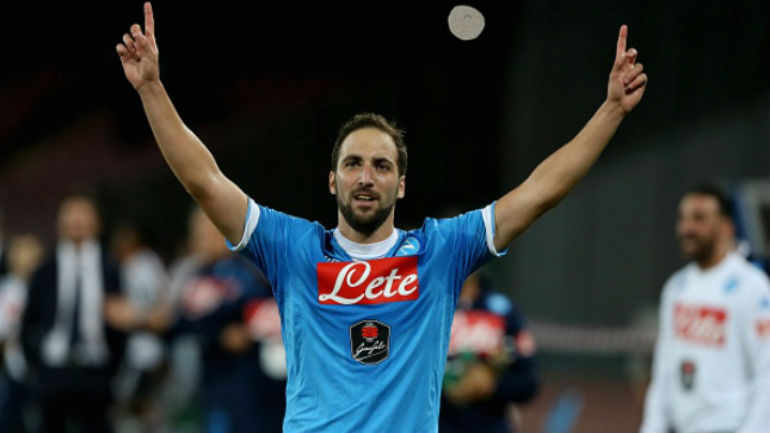 Νέα ήττα για την Γιουβέντους, 2-1 από τη Νάπολι