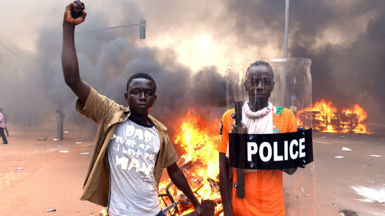 Μπουρκίνα Φάσο: Αιματηρές συγκρούσεις στον απόηχο του πραξικοπήματος