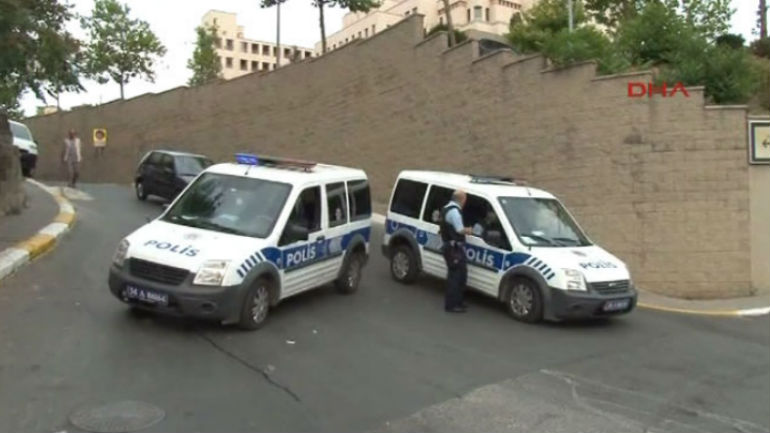 Κωνσταντινούπολη: Τρεις νεκροί από έκρηξη σε αστυνομικό τμήμα