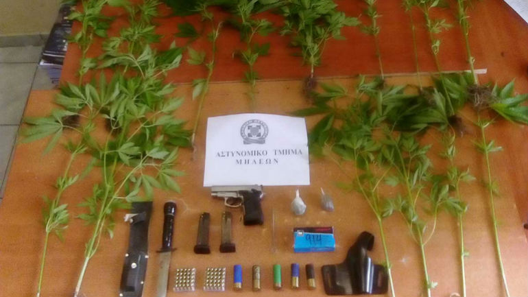 Μαγνησία: Χειροπέδες για χασίς και όπλα