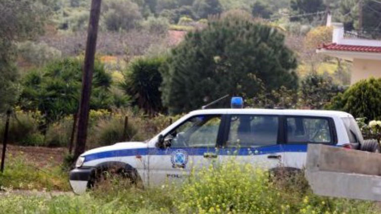 Τρίκαλα: Κυνηγός εντόπισε χειροβομβίδα