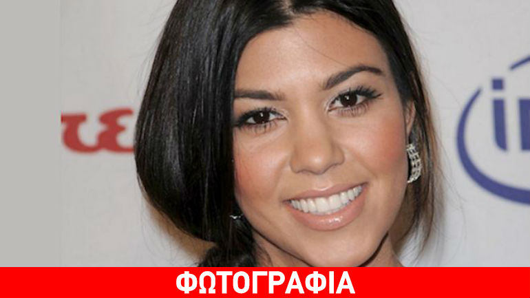 Η αδελφή της Kim Kardashian έδειξε για πρώτη φορά το πρόσωπο του τρίτου της παιδιού!
