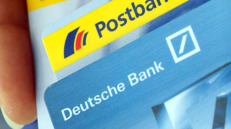 Η Deutsche Bank βάζει πωλητήριο στην Postbank