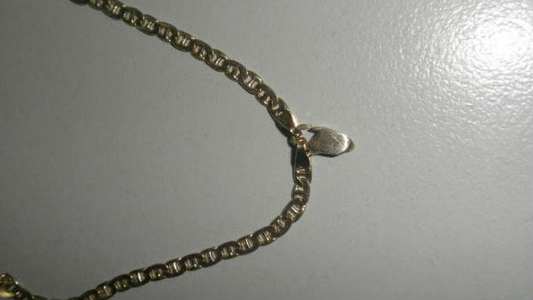 Πάτρα: Αρπάζουν χρυσαφικά από γυναίκες στη μέση του δρόμου