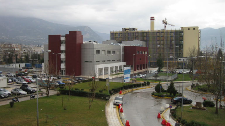 Πάτρα: Αίμα και ούρα στο πρόσωπο εργαζομένων στην καθαριότητα