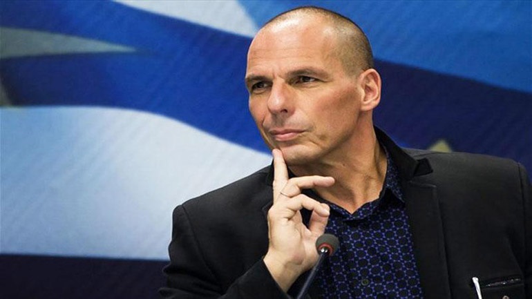 Bild: «O Τσίπρας απομακρύνει τον Βαρουφάκη» – Μαξίμου: «Κάποιοι κάνουν την επιθυμία τους είδηση»