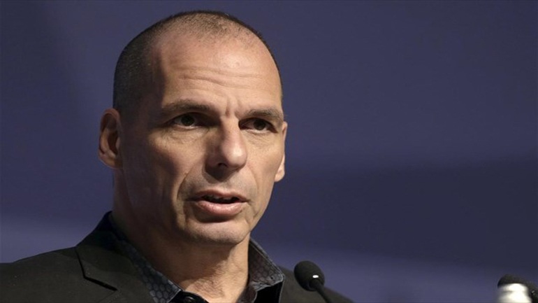 Υπουργείο Οικονομικών: «Ο Γιάνης Βαρουφάκης δεν μπορεί τα βαρετά δείπνα»