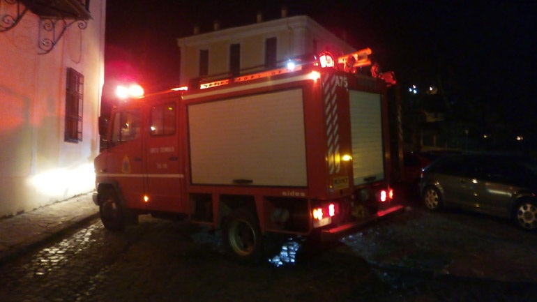 Τώρα: Πυρκαγιά σε ισόγειο σπιτιού στην Πάτρα