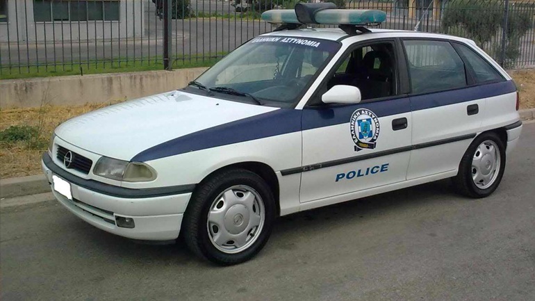 Σητεία: Χειροπέδες σε ζευγάρι Γάλλων