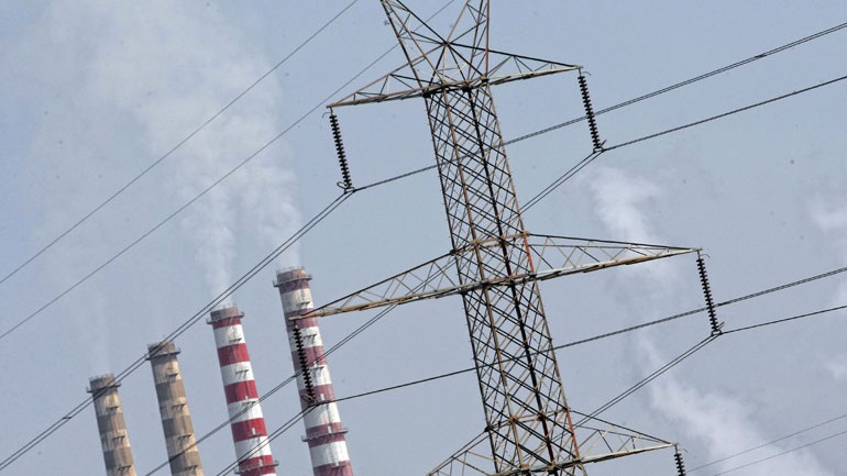 Κορωπί: Έχασε τη ζωή του προσπαθώντας να κλέψει χαλκό από κολόνα της ΔΕΗ