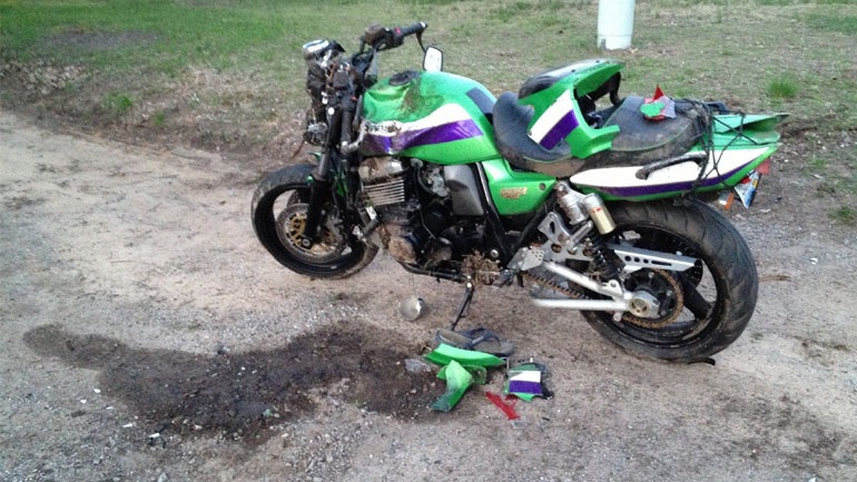 Αχαΐα: Δικυκλιστής βρέθηκε κάτω από τις ρόδες αυτοκινήτου