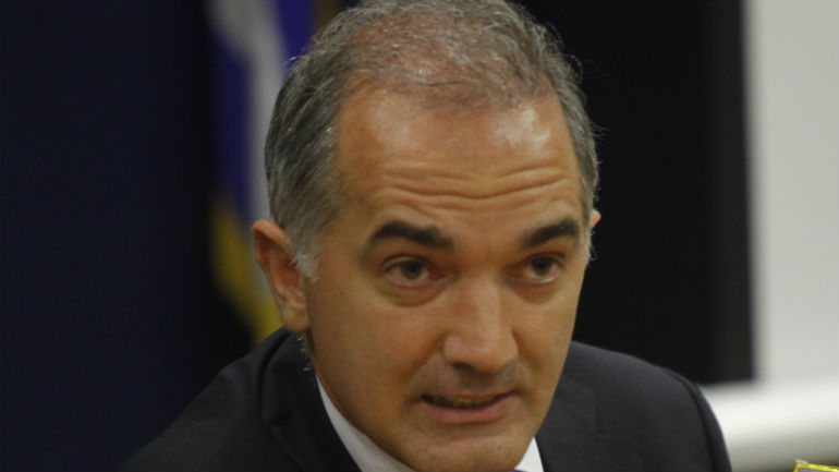 ΝΔ: «Πάγωμα» των διαδικασιών ανάδειξης προέδρου ζητεί ο Σαλμάς