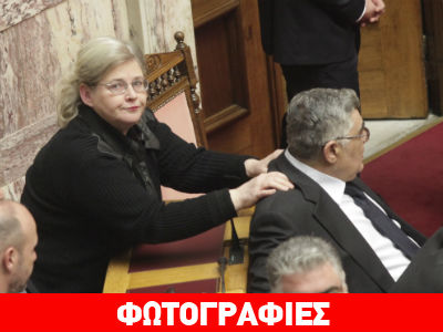 Το μασάζ της Ζαρούλια στον Μιχαλολιάκο