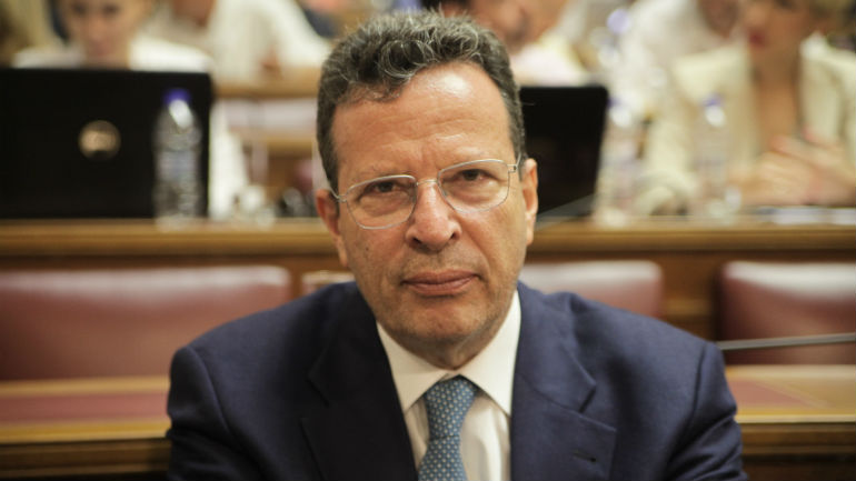 Βόλος: Αντιεξουσιαστές διέκοψαν την ομιλία του Γ. Κύρτσου