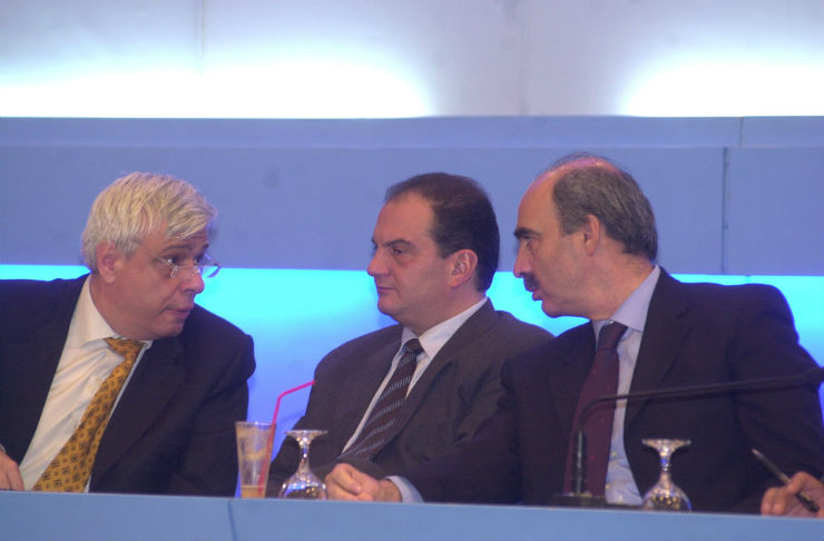 Συνεδρίαση της Κεντρικής Επιτροπής της Ν.Δ. το 2002