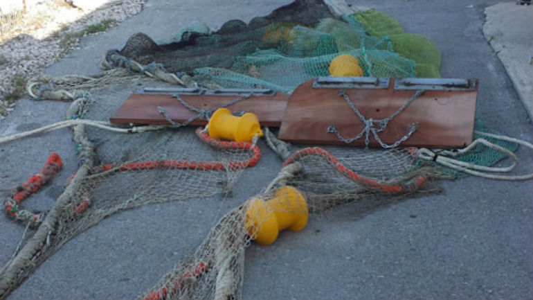 Πρέβεζα: Ασυνείδητοι ψαράδες καταστρέφουν τον Αμβρακικό