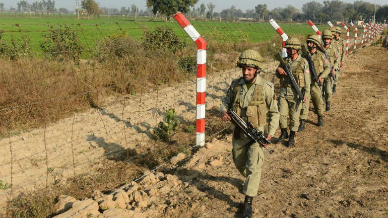 Πακιστάν: Ακυρώνονται οι ειρηνευτικές συνομιλίες με την Ινδία
