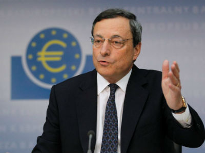 Ντράγκι: «Ξανά δεκτά τα ελληνικά ομόλογα»