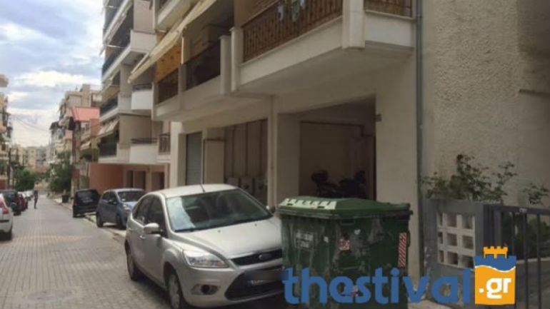 Θεσσαλονίκη: Παραδόθηκε ο πα-τέρας που στραγγάλισε την 7χρονη κόρη του