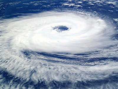 Πλησιάζει στο Μεξικό ο κυκλώνας Χιμένα – Aναβαθμίστηκε στην κατηγορία 4