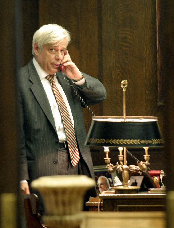 Στο γραφείο του υπουργού Εσωτερικών (Απρίλιος 2004)