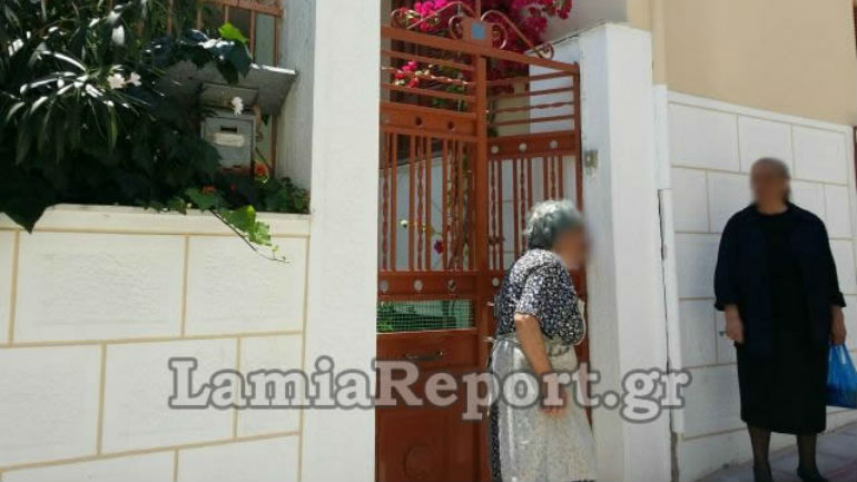 Λαμία: Σούπερ-γιαγιά κλείδωσε τους κλέφτες στην αυλή της