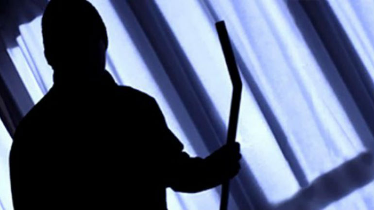 Μπήκε απ’ το παράθυρο κι έκλεψε ηλεκτρικές συσκευές