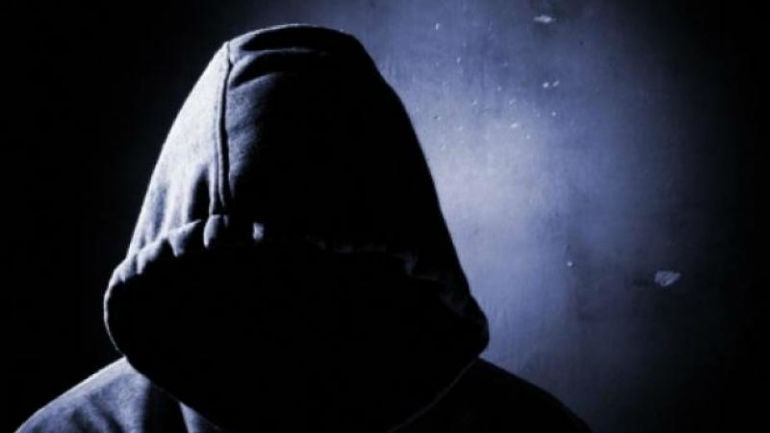 Θεσσαλονίκη: Τον χτύπησαν και του πήραν την μπλούζα