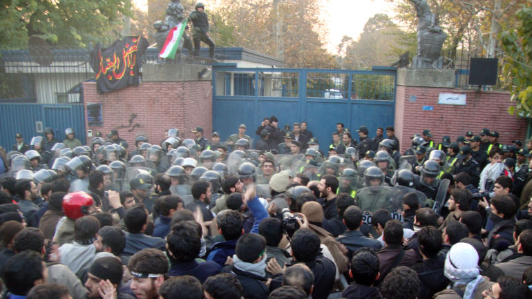 Ιράν: Ανοίγει η βρετανική πρεσβεία μετά από τέσσερα χρόνια