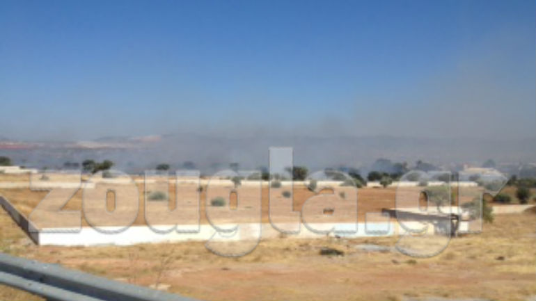 Σε εξέλιξη φωτιά στον Ασπρόπυργο