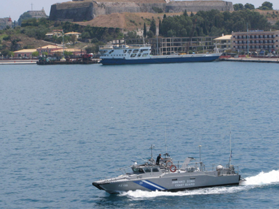 Ακυβέρνητο σκάφος στην Κέρκυρα